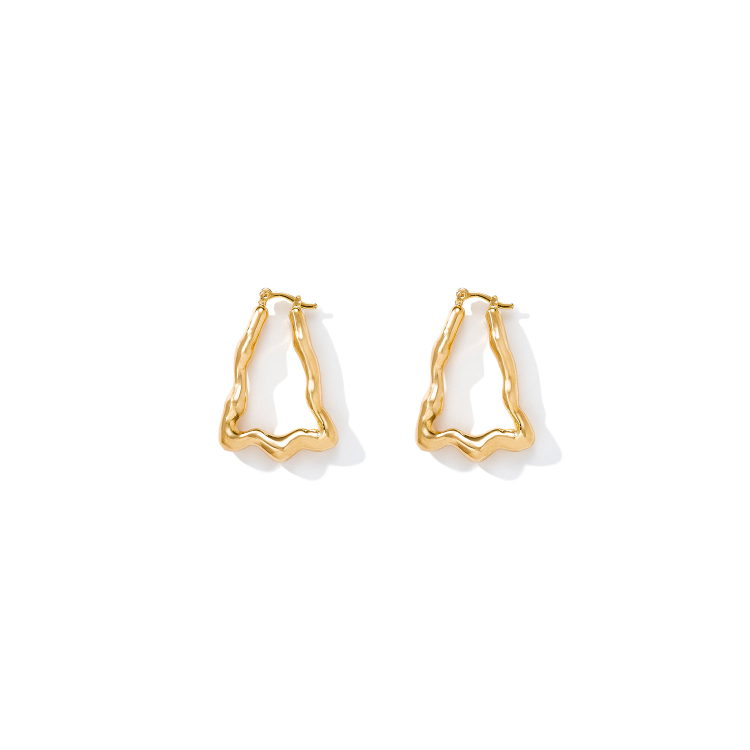 Brinco Flow Argola Triangular Pequeno